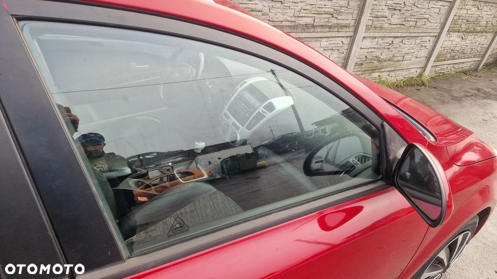KIA CEED I SZYBA DRZWI PRAWY PRZÓD - 1