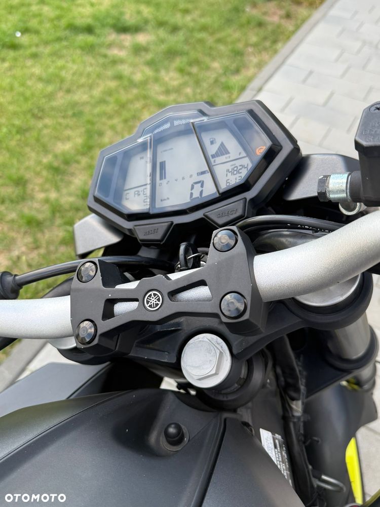 Yamaha MT - 6