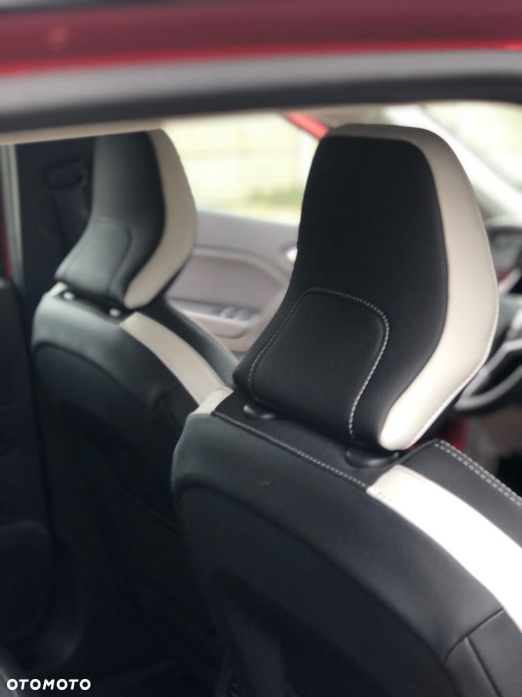 Renault Captur BLUE dCi 115 INTENS - 34