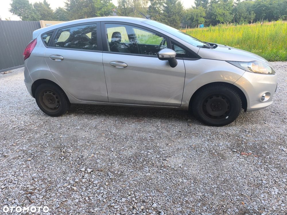 Ford Fiesta - 3