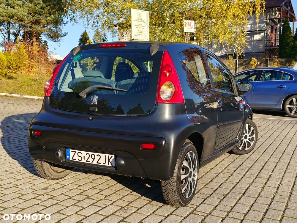Peugeot 107 1.0 Happy - 16