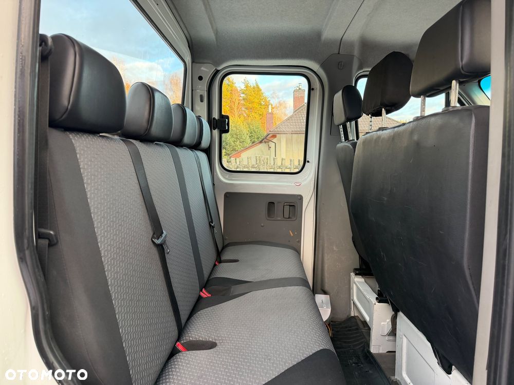 Volkswagen Crafter - 12