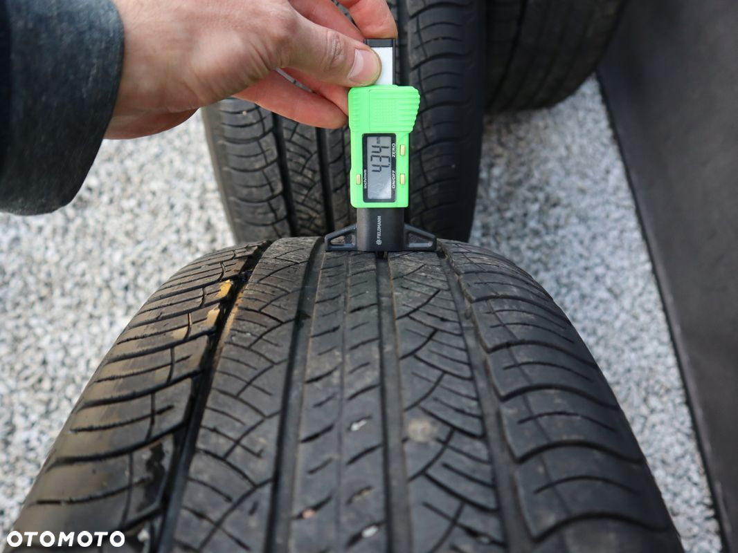 Koła Felgi Range Rover EVOQUE 235/60 R18 5x108 - 8
