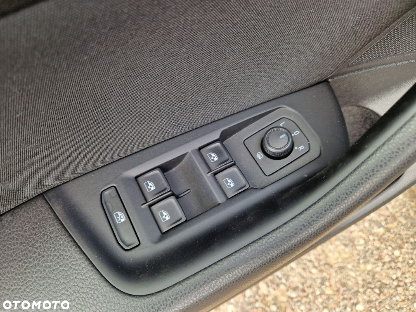Volkswagen Passat Variant 2.0 TDI SCR DSG - 9