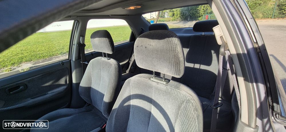 Honda Civic 1.5 LSi 16 V - 11