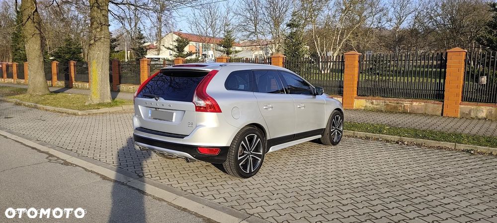 Volvo XC 60 D5 AWD RDesign - 4