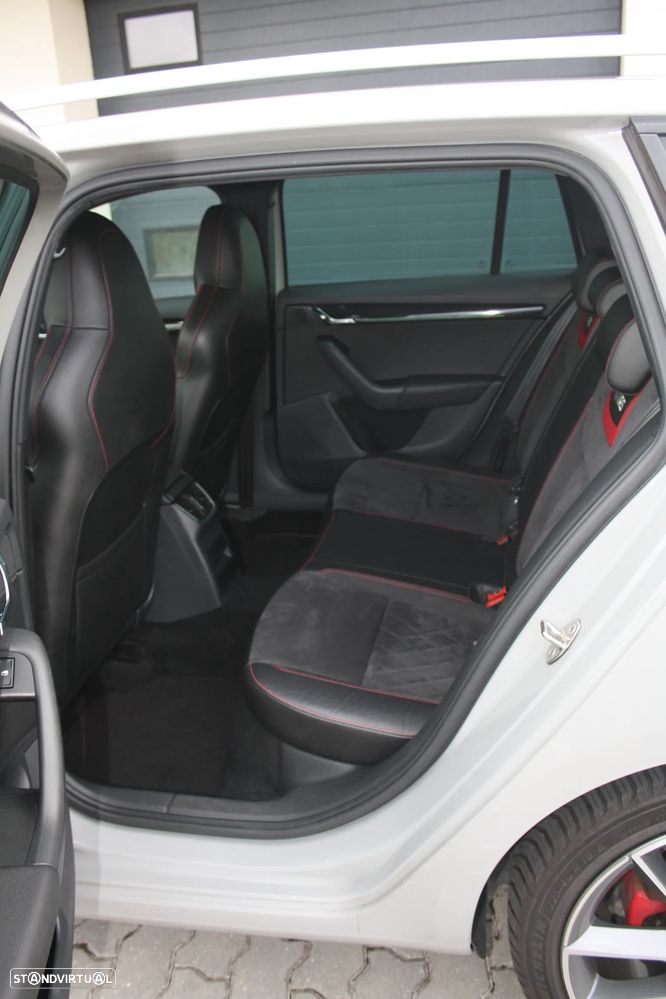 Skoda Octavia Break 2.0 TDI DSG RS - 5