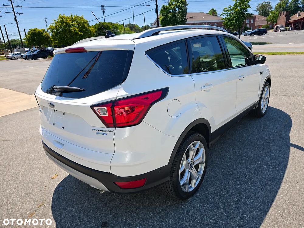 Ford Escape - 4