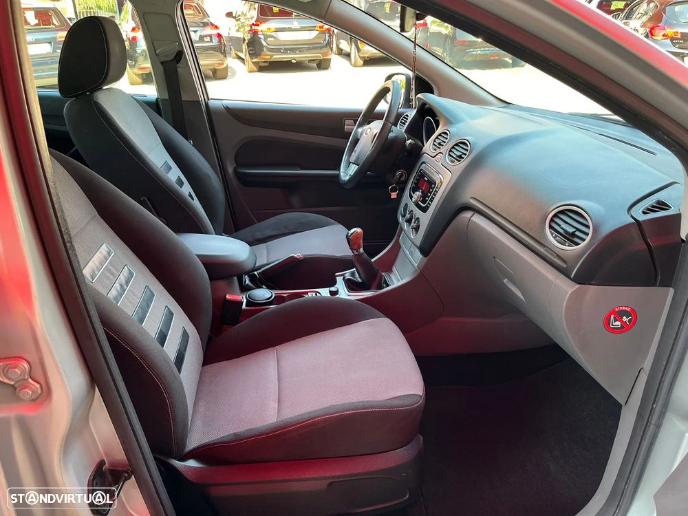 Ford Focus SW 1.6 TDCi S - 13