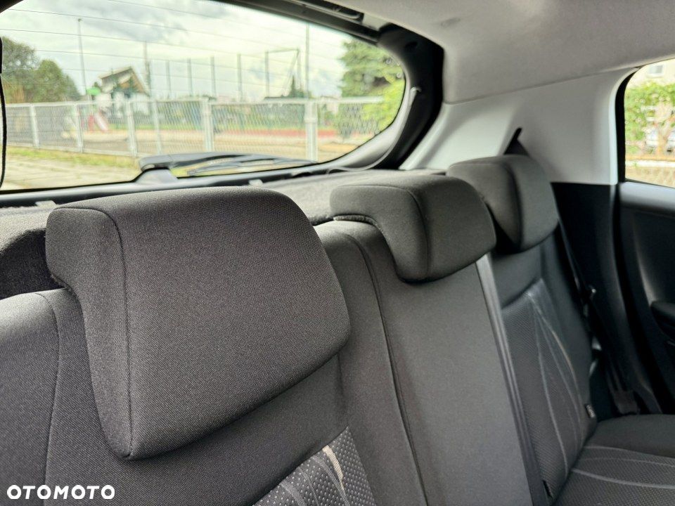 Peugeot 208 1.2 PureTech Allure - 34