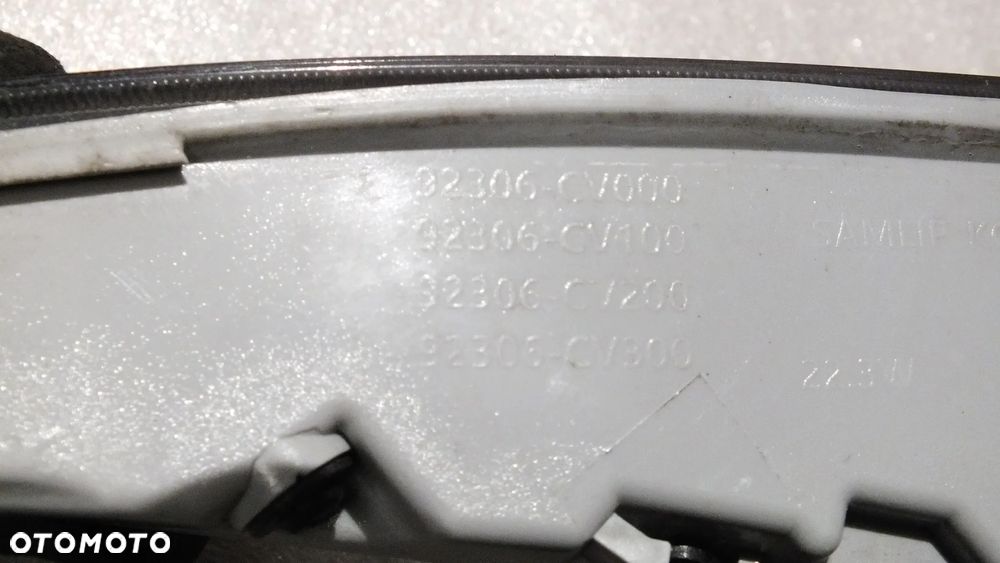 Lampa tylna prawa Kia EV6 kierunkowskaz  92306CV300 - 5