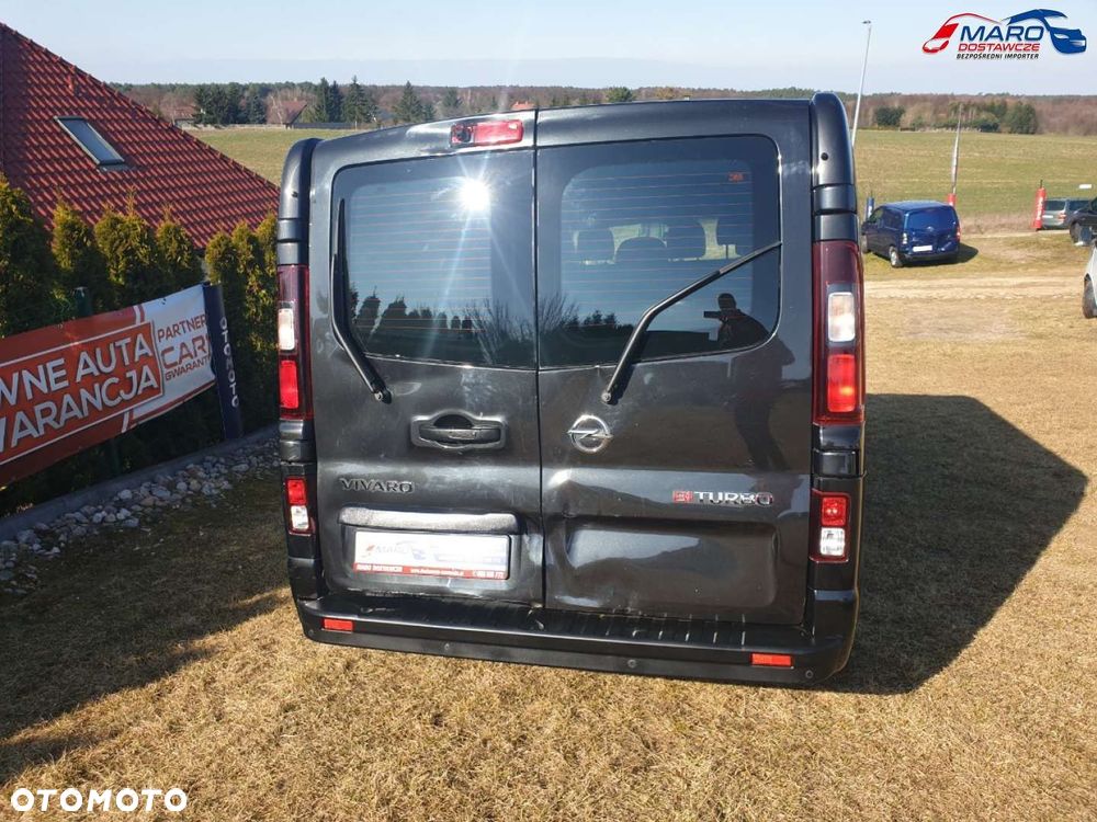 Opel VIVARO LONG 6 OSÓB - 10