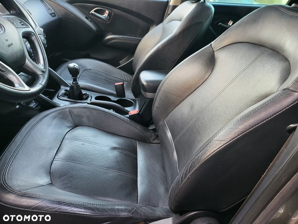 Hyundai ix35 2.0 CRDi Premium 2WD - 19