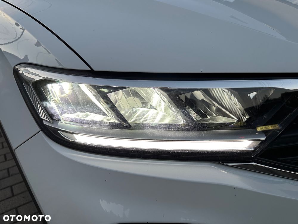Volkswagen T-Roc 1.5 TSI Life - 9