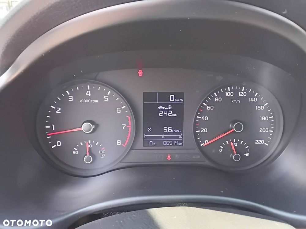 Kia Rio - 28