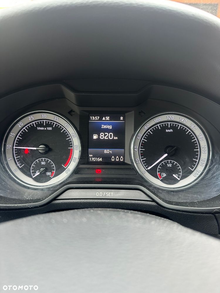 Skoda Octavia 2.0 TDI DSG Style - 7