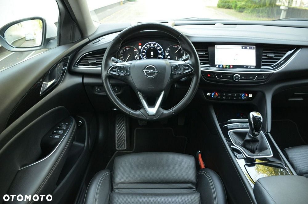 Opel Insignia - 28