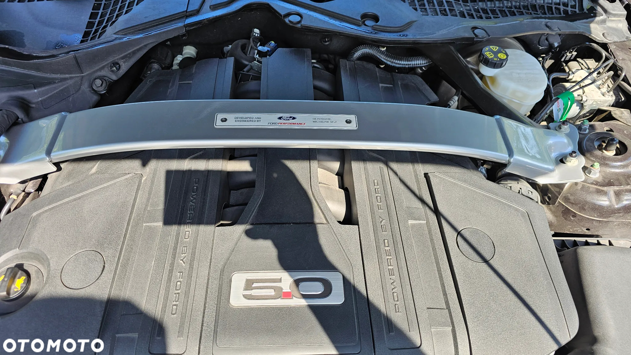 Ford Mustang 5.0 V8 GT - 13