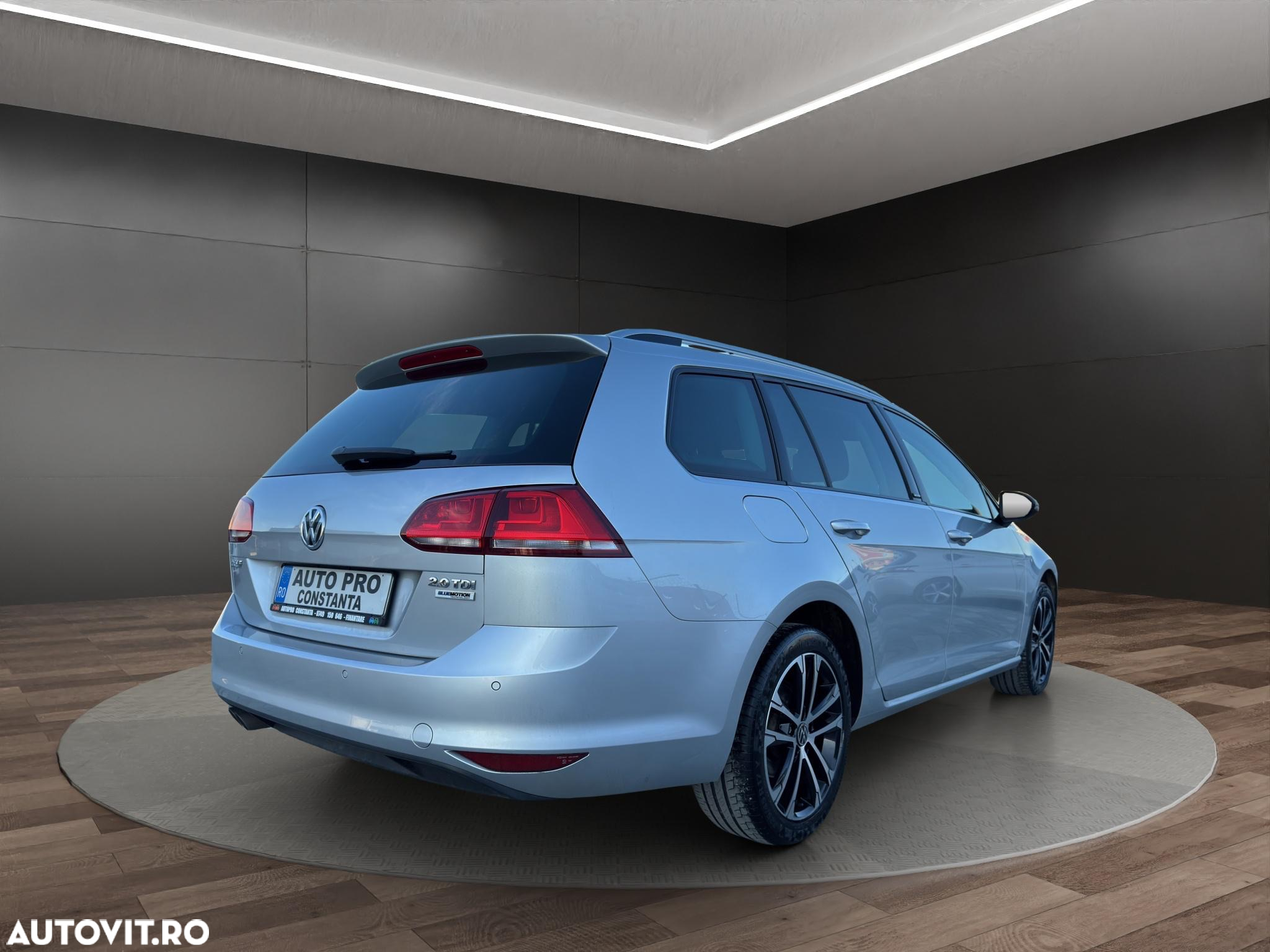 Volkswagen Golf Variant 2.0 TDI BlueMotion Technology Allstar - 4