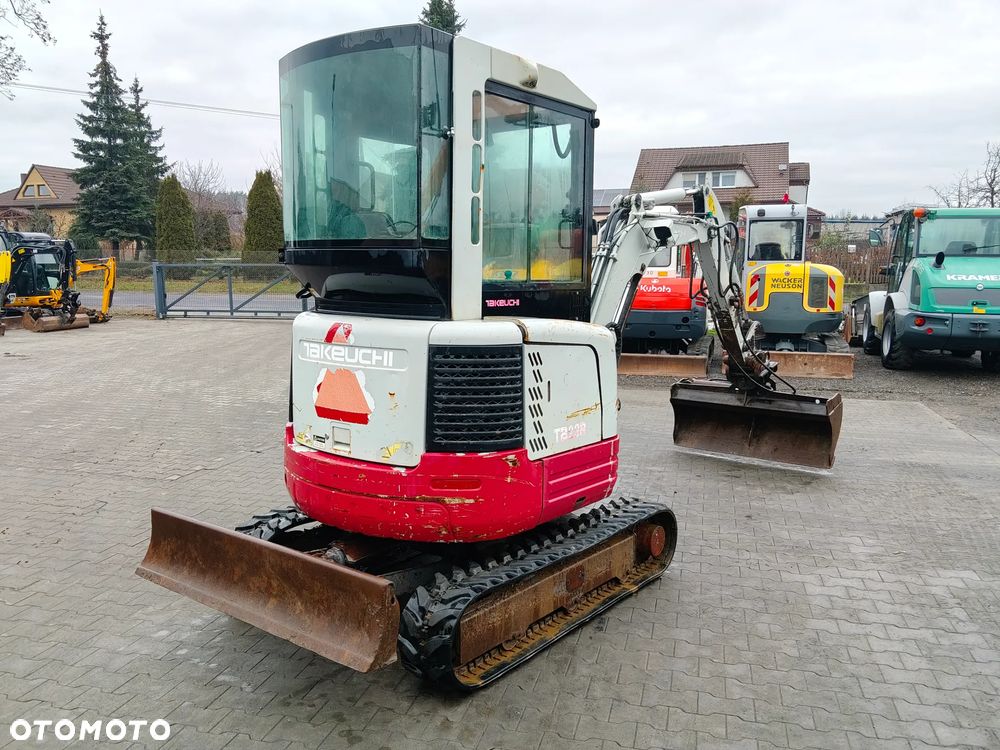 Takeuchi TB23R - 3