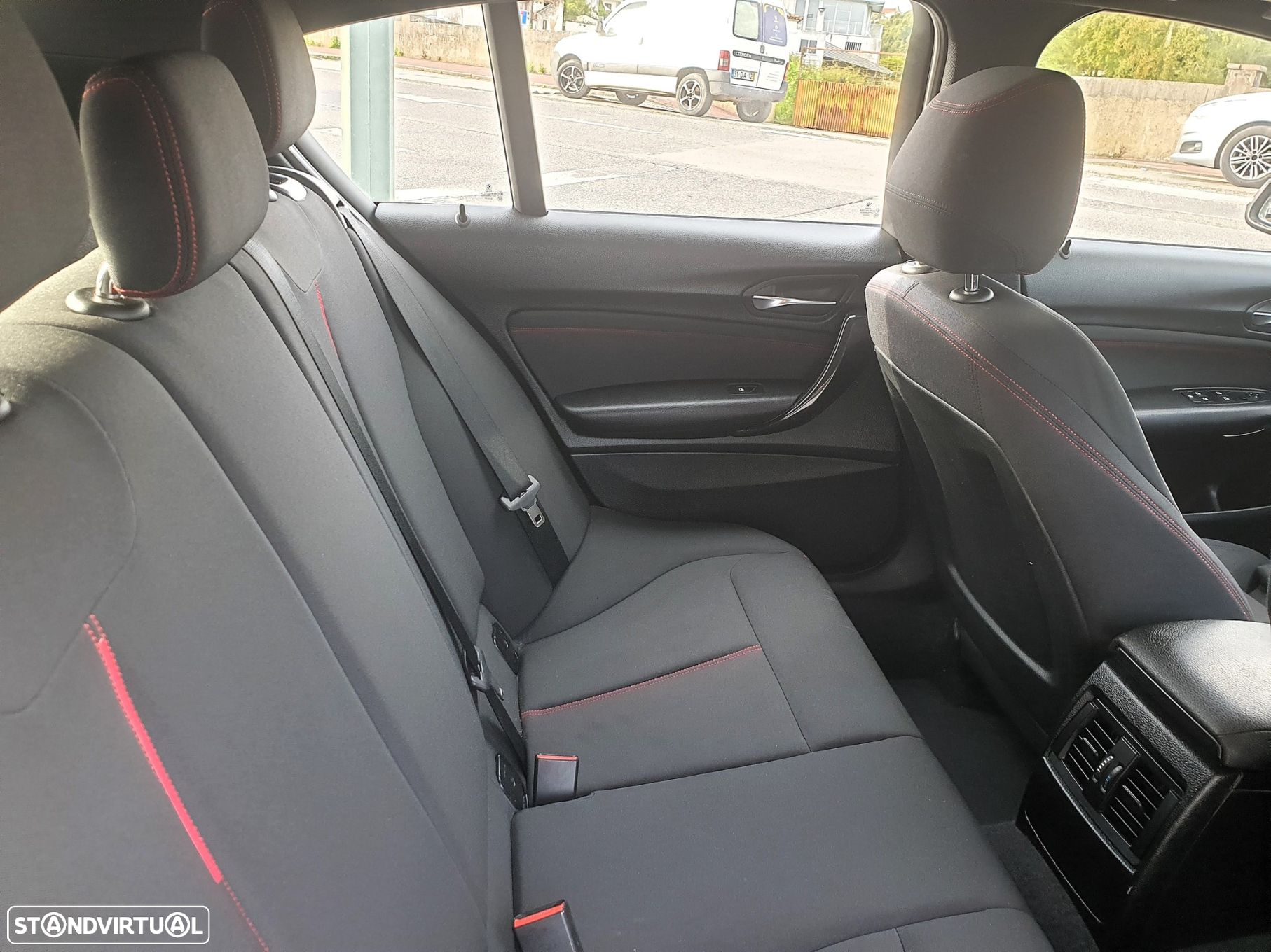 BMW 116 d EfficientDynamics Edition Sport Line - 37