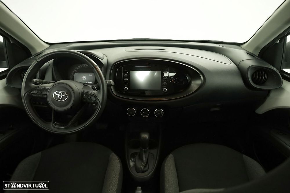 Toyota Aygo X - 8
