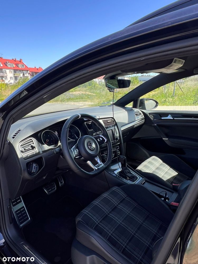 Volkswagen Golf GTD 2.0 TDI SCR DSG - 10