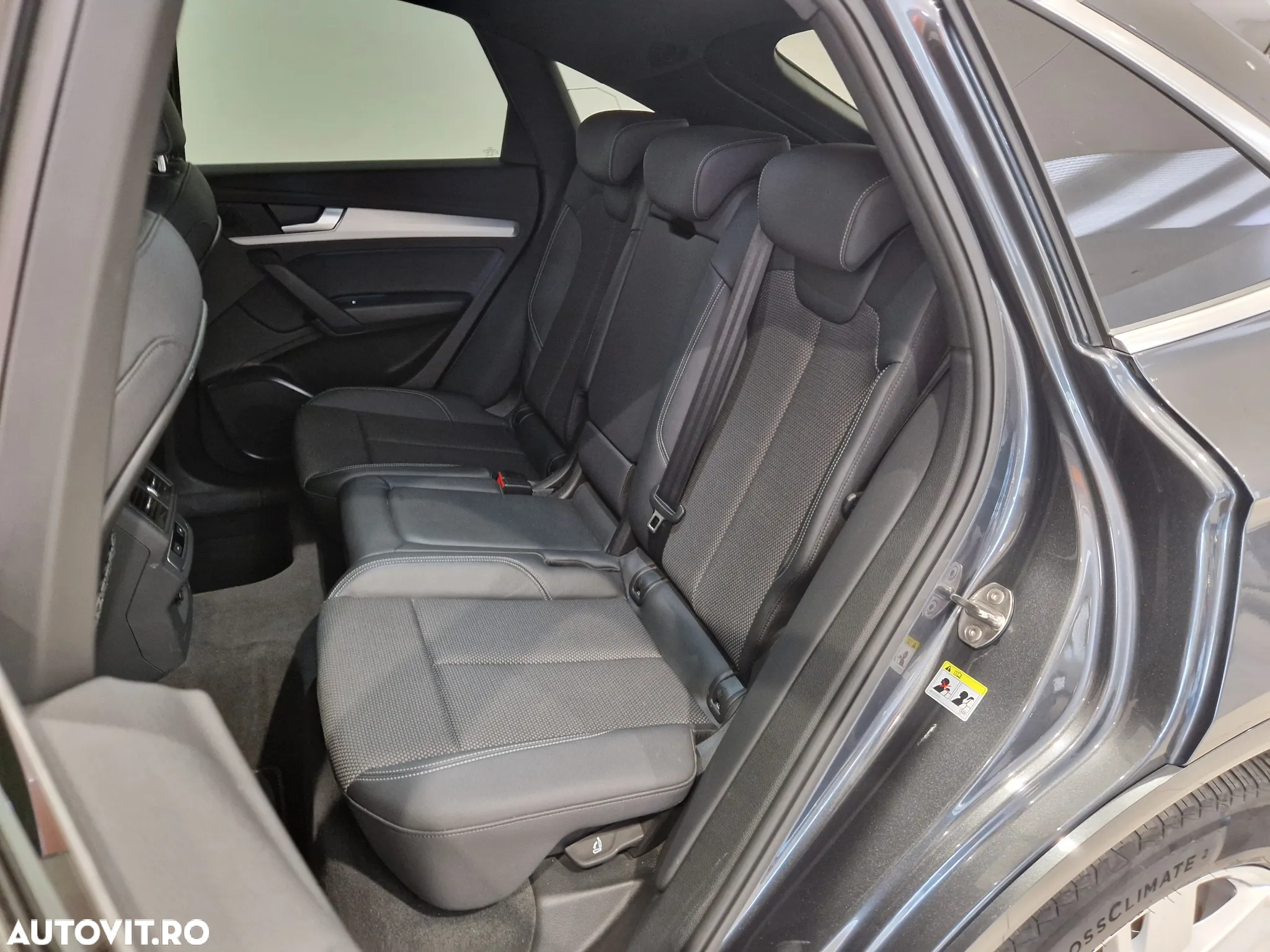 Audi Q5 40 TDI quattro S tronic MHEV S Line - 14
