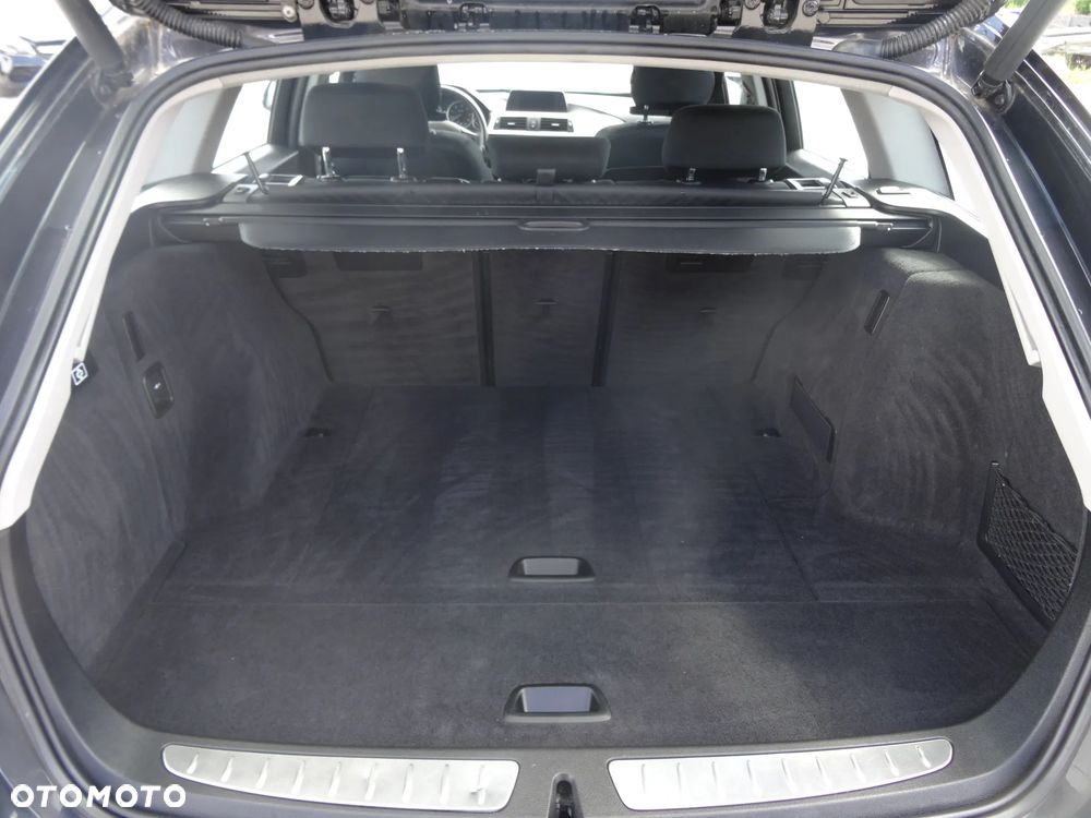 BMW Seria 3 320d Efficient Dynamics Edition Sport Line - 20
