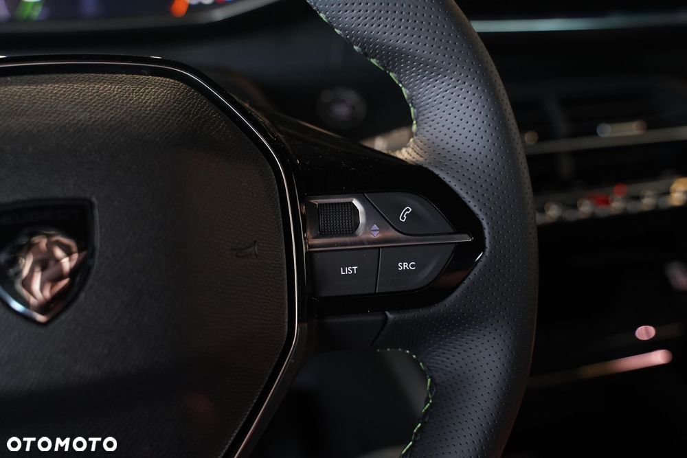 Peugeot 208 1.2 mHEV GT - 14