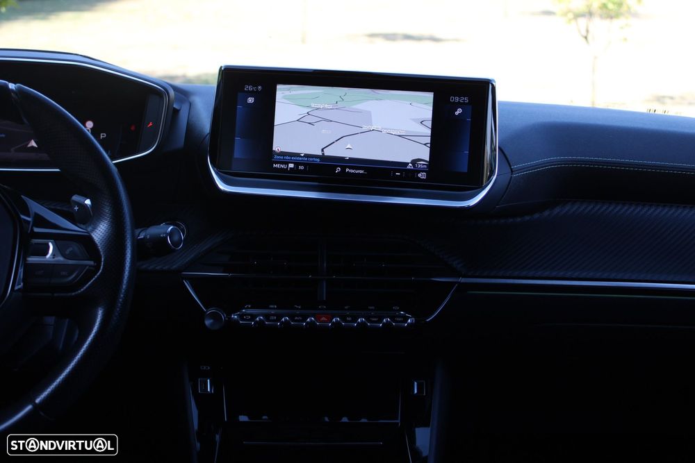 Peugeot 208 1.2 PureTech GT Line EAT8 - 20