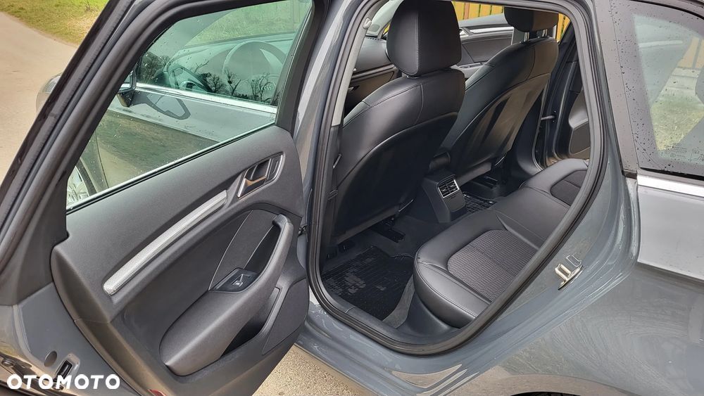 Audi A3 Sportback - 16