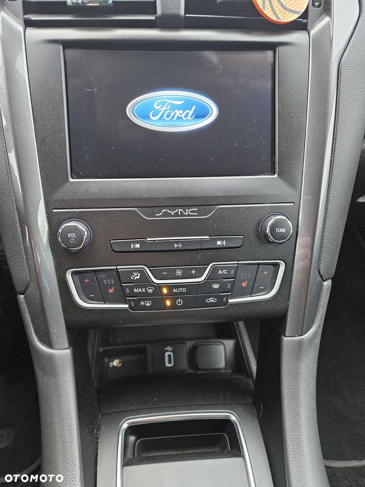 Ford Mondeo - 20