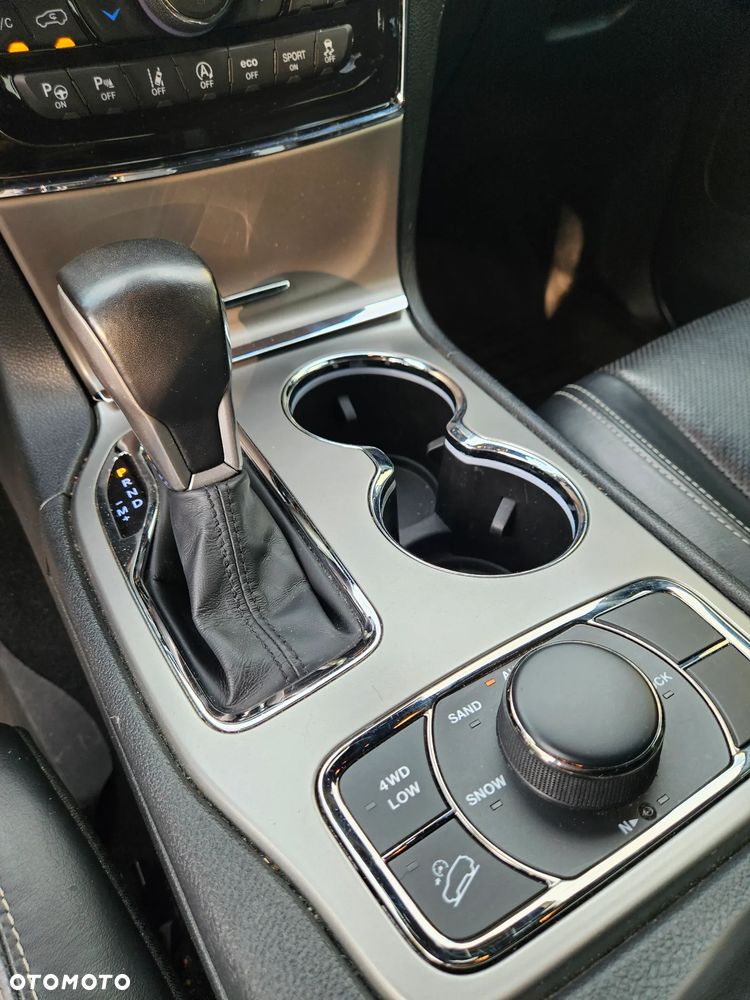 Jeep Grand Cherokee 3.6 V6 Limited - 17