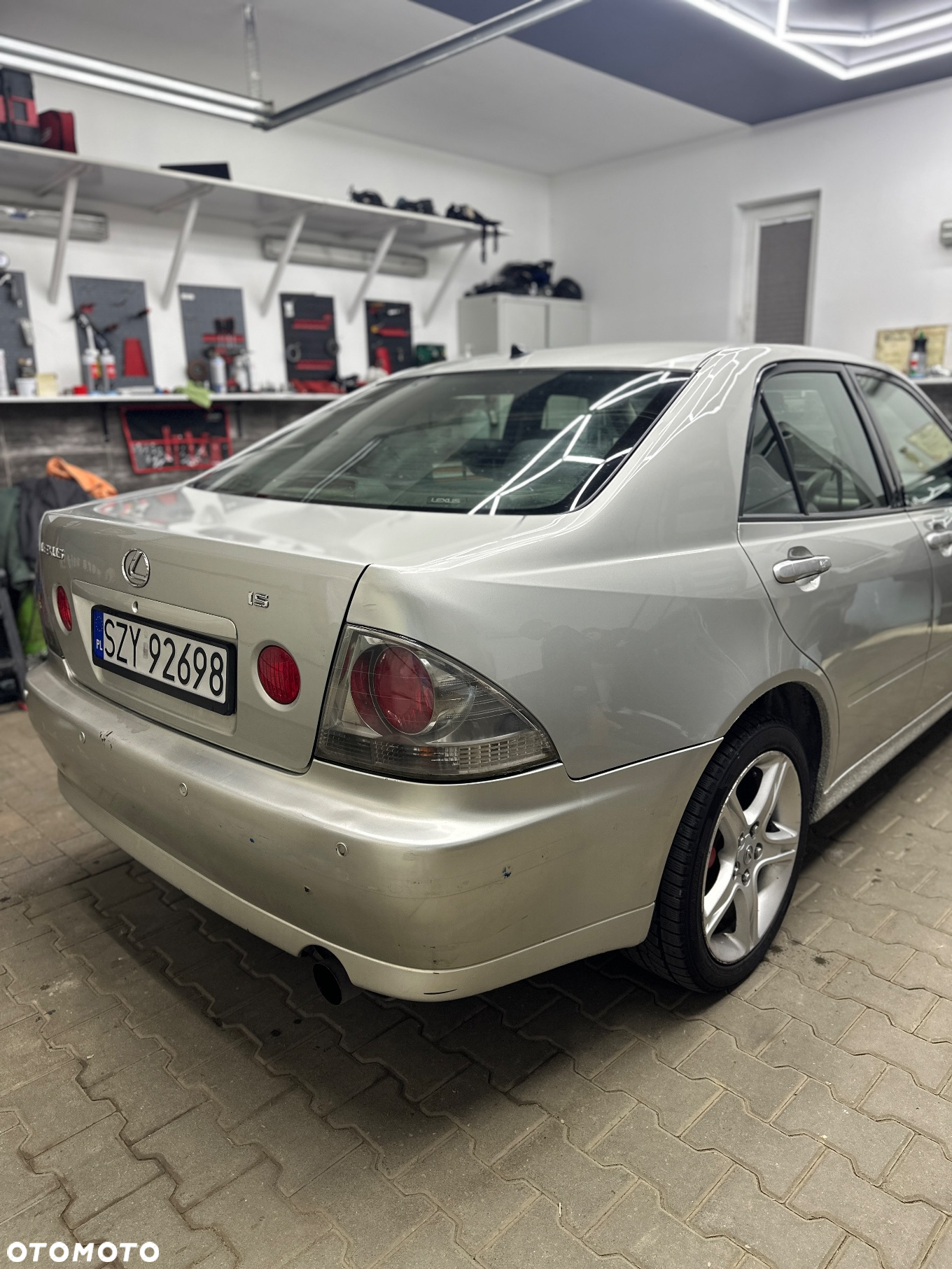 Lexus IS - 11