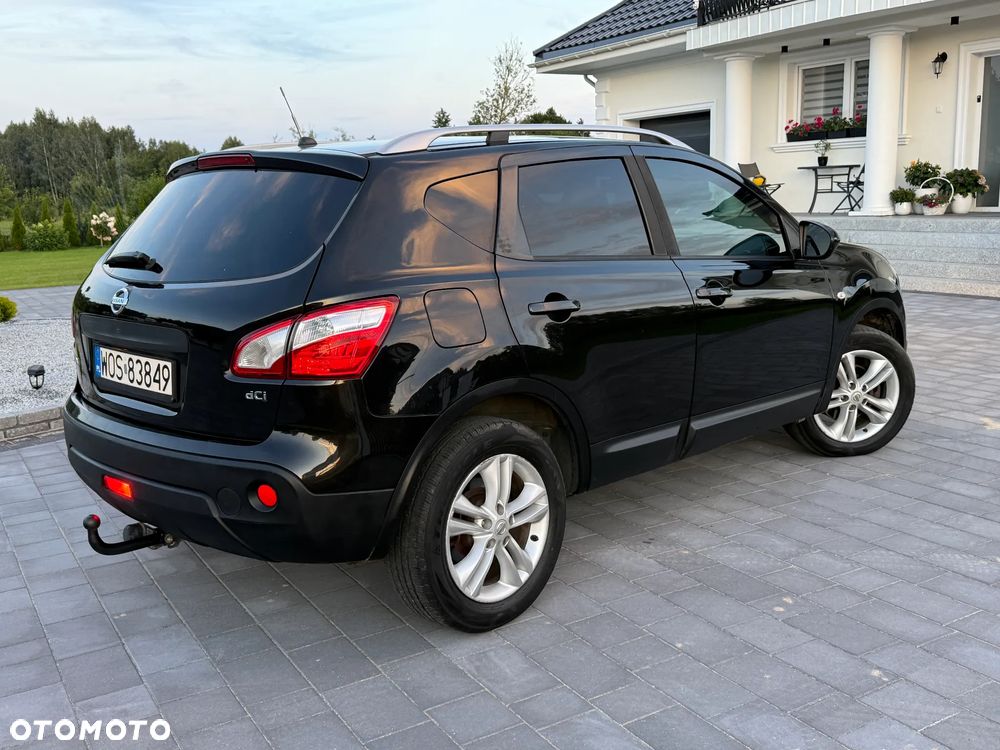 Nissan Qashqai 2.0 dCi 4x4 Tekna - 2