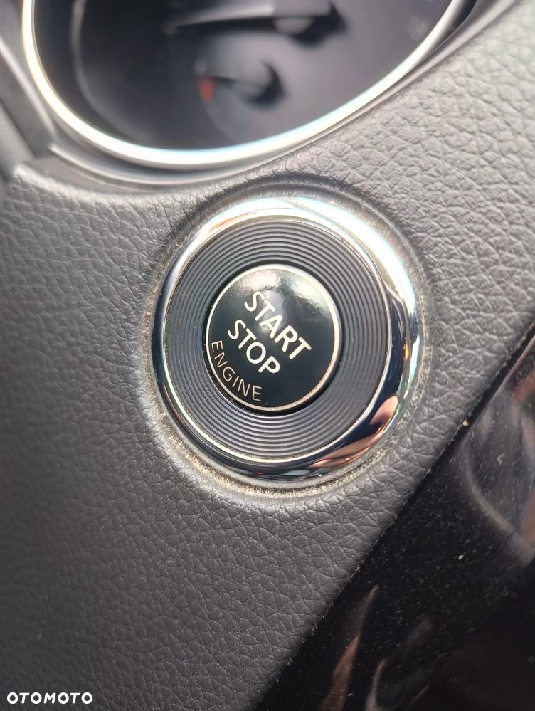 Nissan Qashqai 1.5 dCi N-WAY - 13