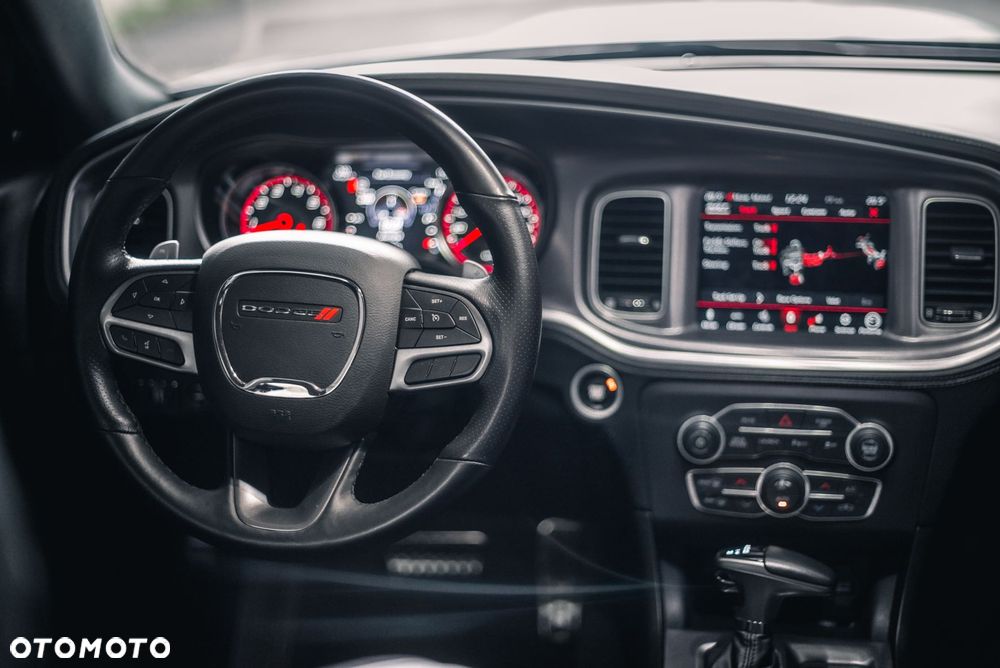Dodge Charger ver-automatik-r-t-scat-pack - 8
