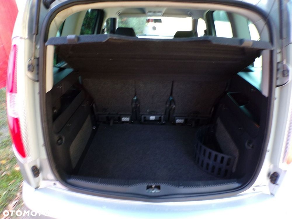 Skoda Roomster - 26