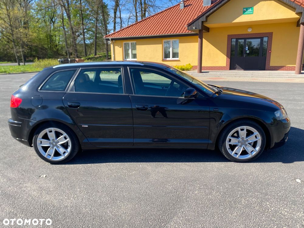 Audi A3 Sportback 1.9 TDI DPF S line Sportpaket (plus) - 4