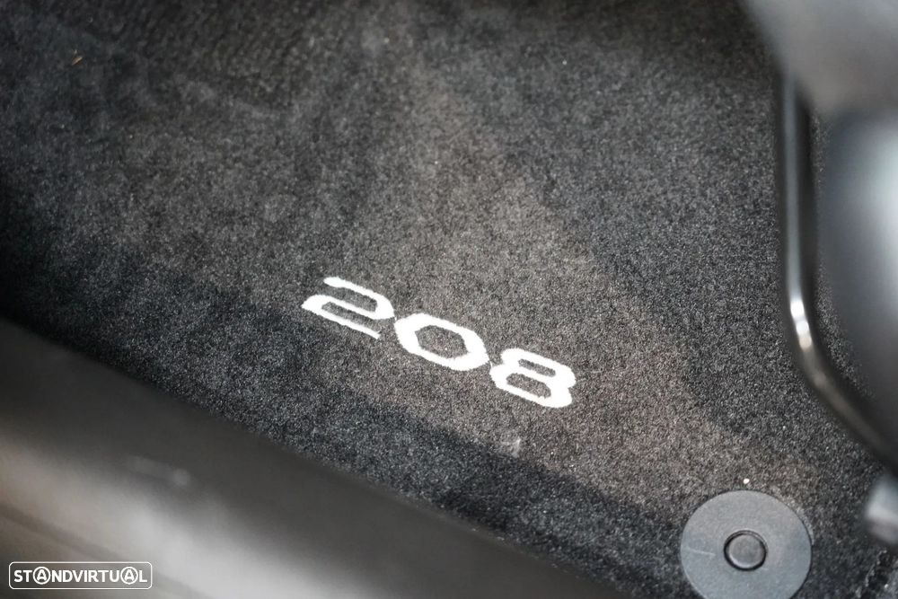Peugeot 208 - 41