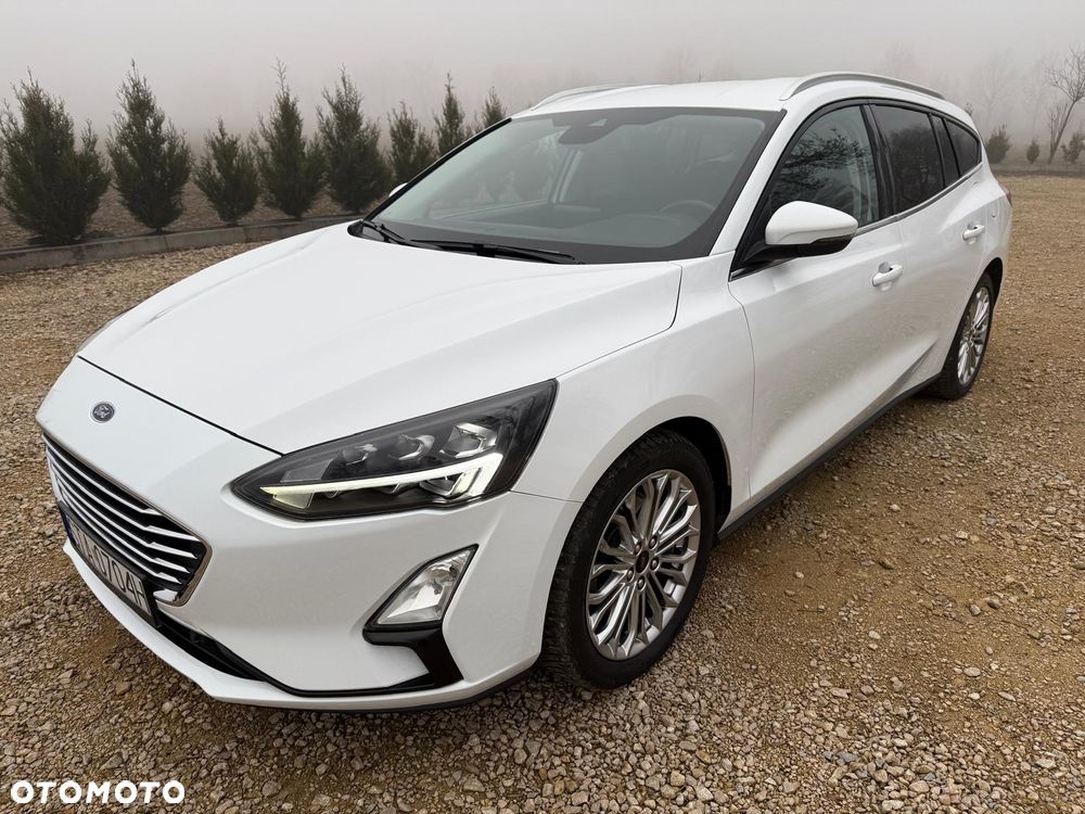 Ford Focus ver-2-0-ecoblue-titanium - 1