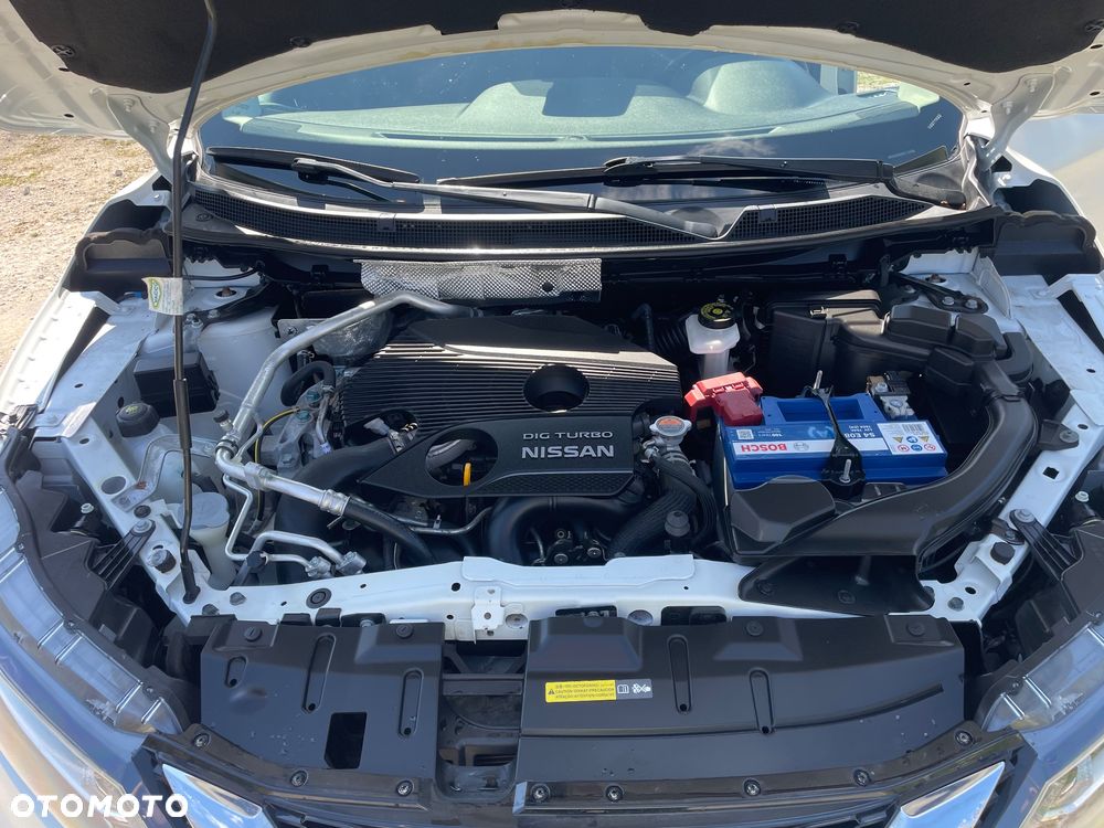 Nissan Qashqai 1.6 DIG-T N-Connecta - 32