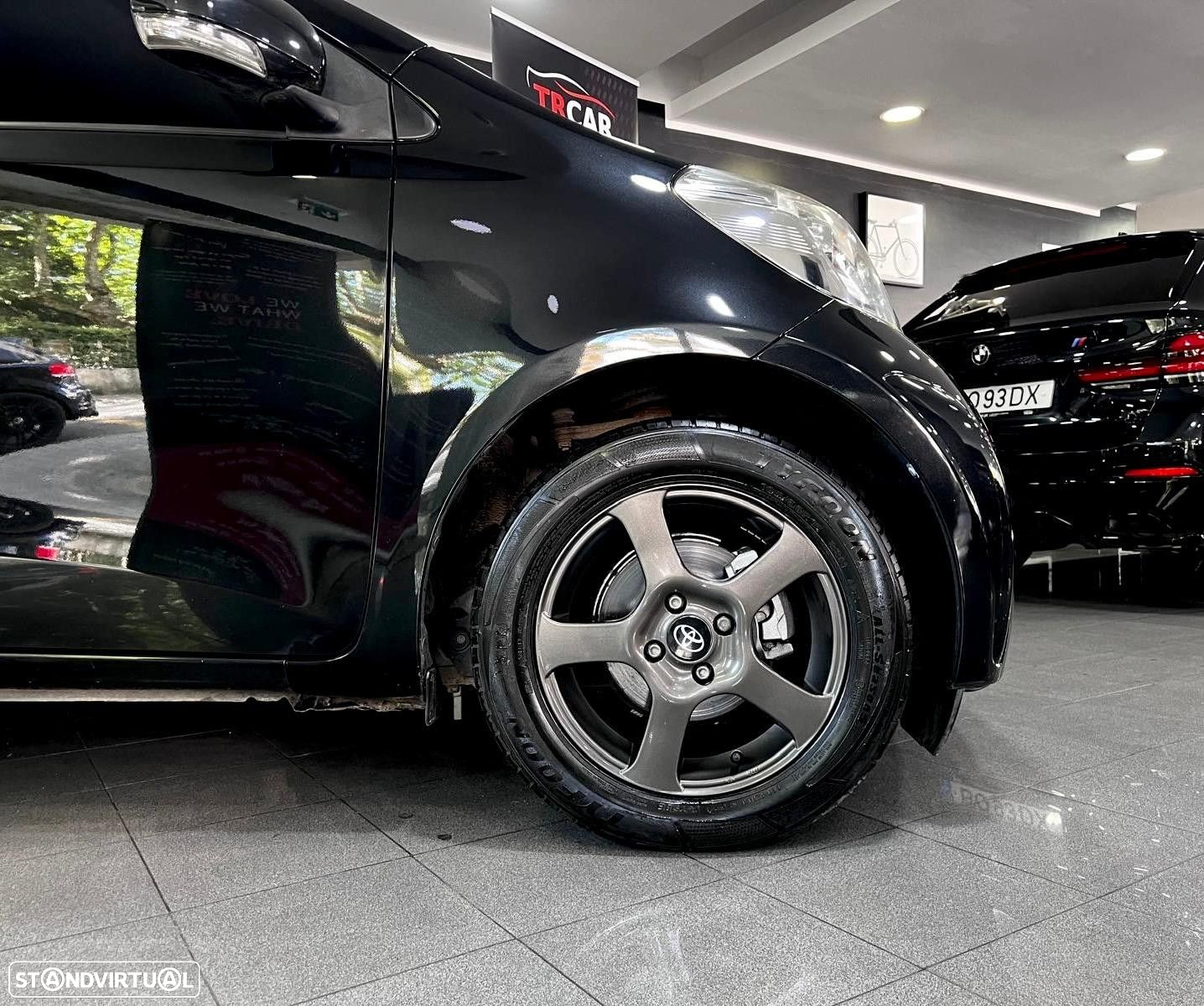 Toyota iQ 1.0 VVT-i 2 - 31