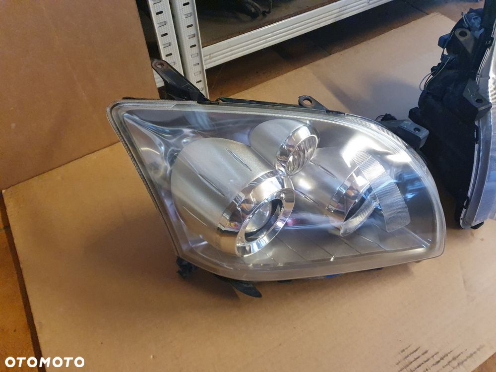 REFLEKTOR PRAWY TOYOTA AVENSIS T25 LIFT SOCZEWKA EUROPA - 7