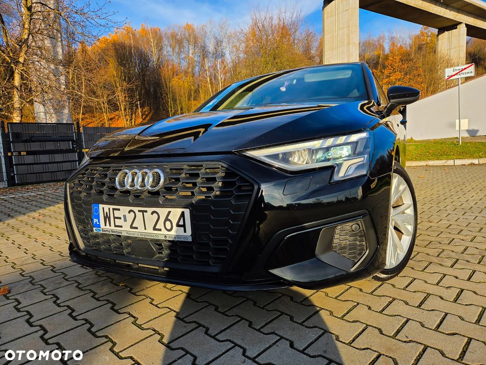 Audi A3 Limousine 35 TFSI S tronic - 1