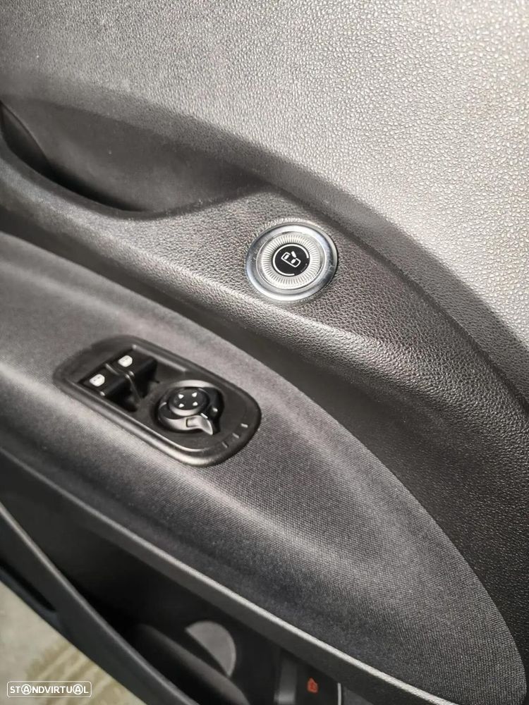 Fiat 500e 42 kWh Icon - 17