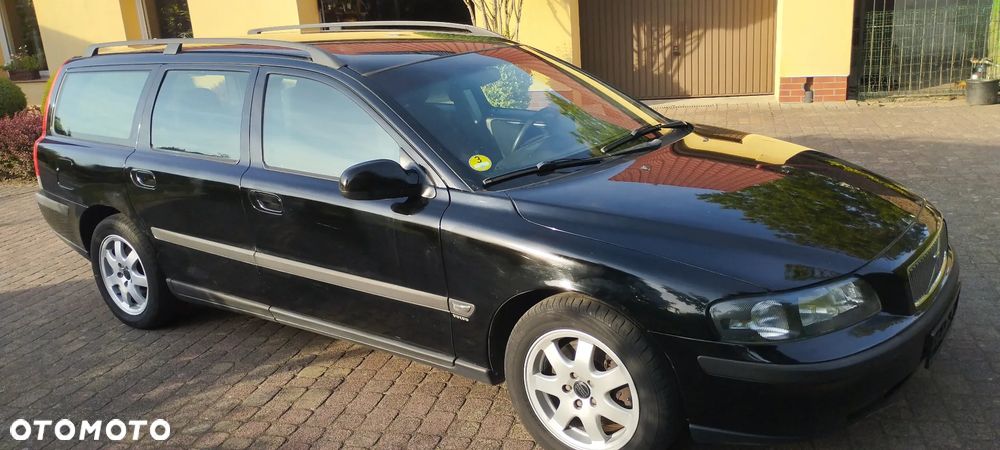 Volvo V70 D5 Comfort - 1