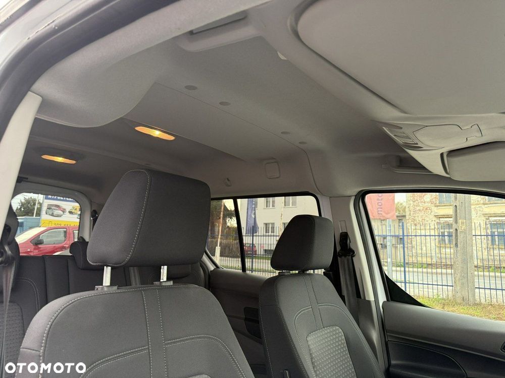 Ford Tourneo Connect 1.5 EcoBlue Start-Stop Titanium - 24