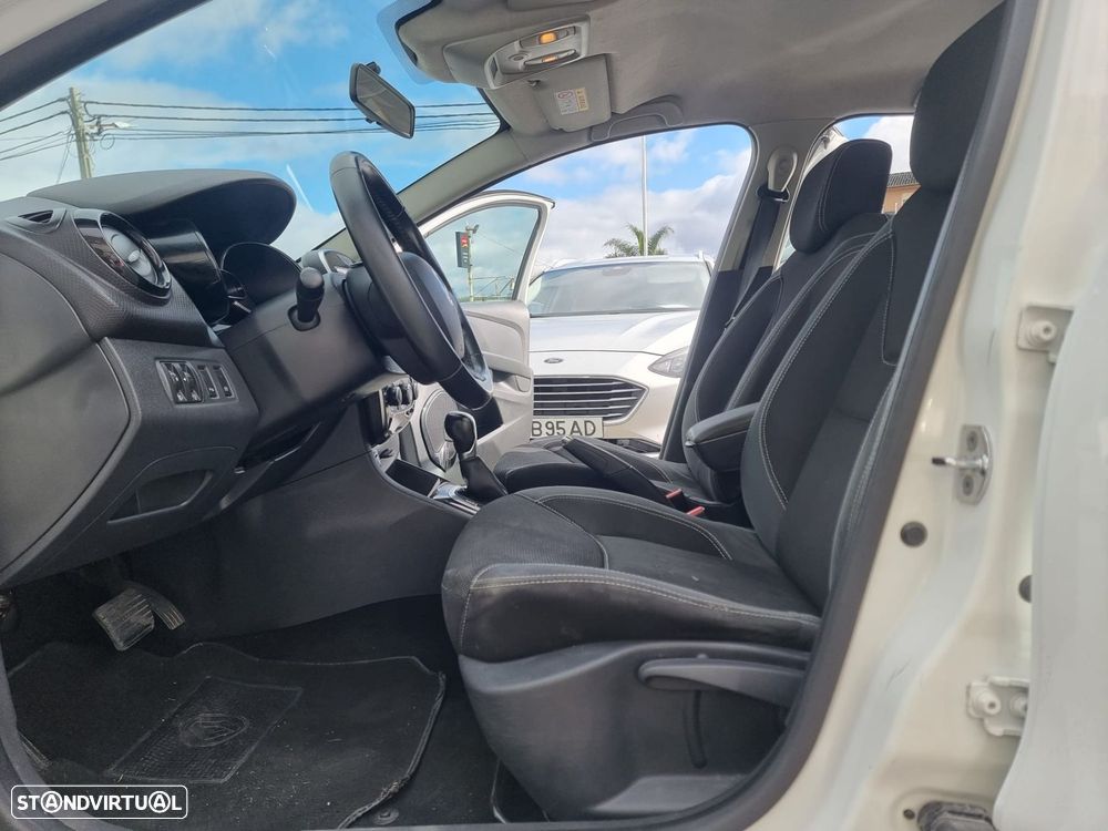 Renault Clio 1.5 dCi Dynamique S EDC - 13